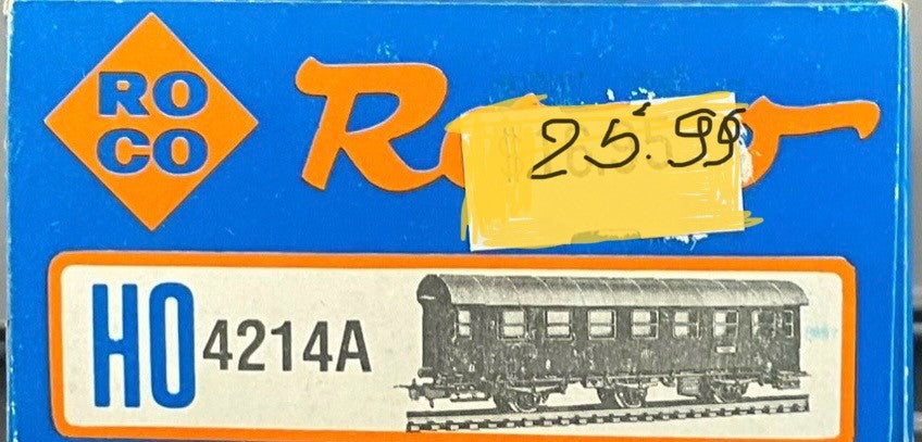 ROCO - # item 4215S - DB Reko car 1/2nd class, ABD3y, 3 axels