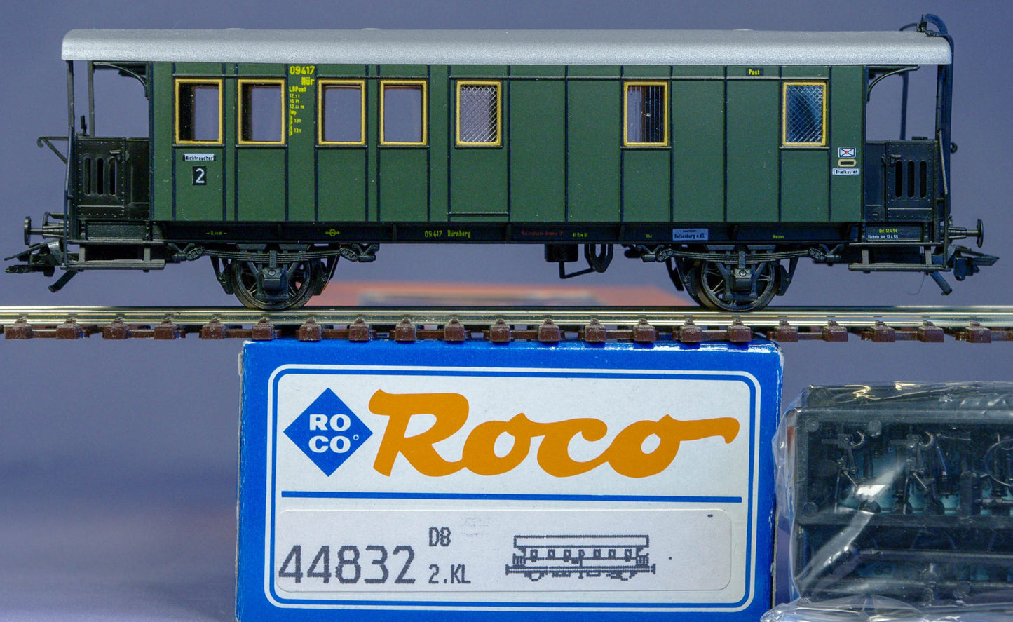ROCO - item #44832 - Oldtimer German Passenger car - 2nd class, 2 axels