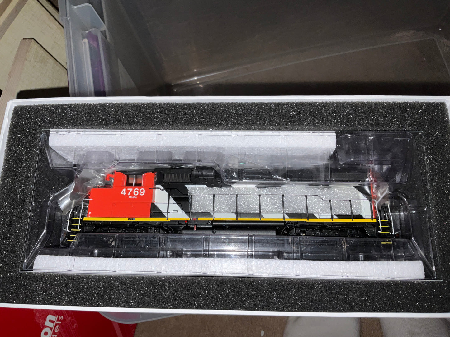 Athearn Genesis G40600, - Canadian National GP38-2 loco in Zebra livery. DCC and Tsunami sound.