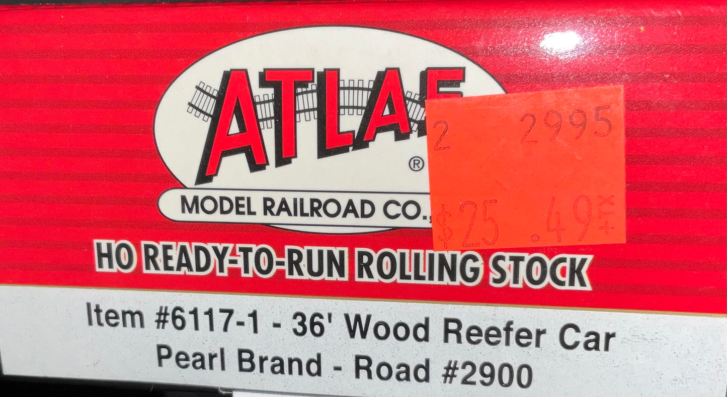 ATLAS -item 6117-1 , Billboard Wood Reefer 36’ Car