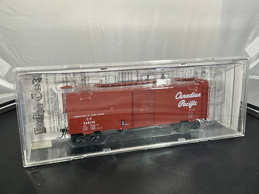 KADEE, item #4071 - Canadian Pacific 40’ PS-1 box car w/white script lettering,