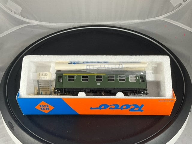 ROCO - # item 4215S - DB Reko car 1/2nd class, ABD3y, 3 axels